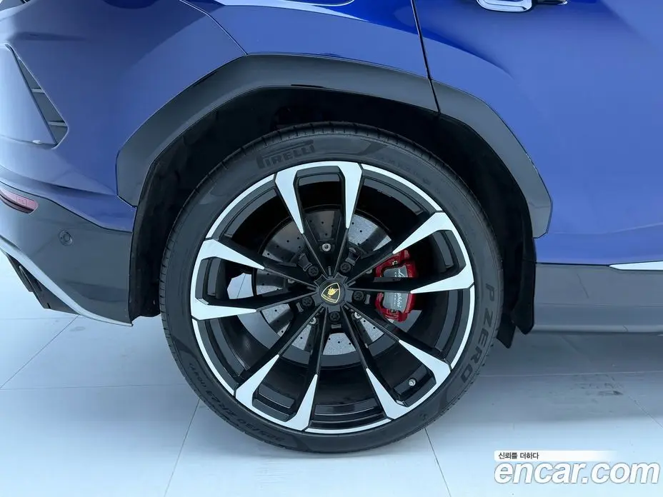 Lamborghini Urus 2020 4.0 автомат (гидро), фото 9 Lamborghini Urus 2020 4.0 автомат (гидро), фото 9