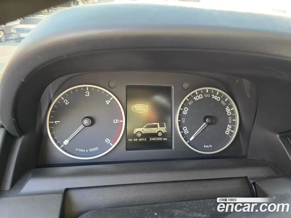 Land Rover Discovery 2016 3.0 автомат (гидро), фото 6