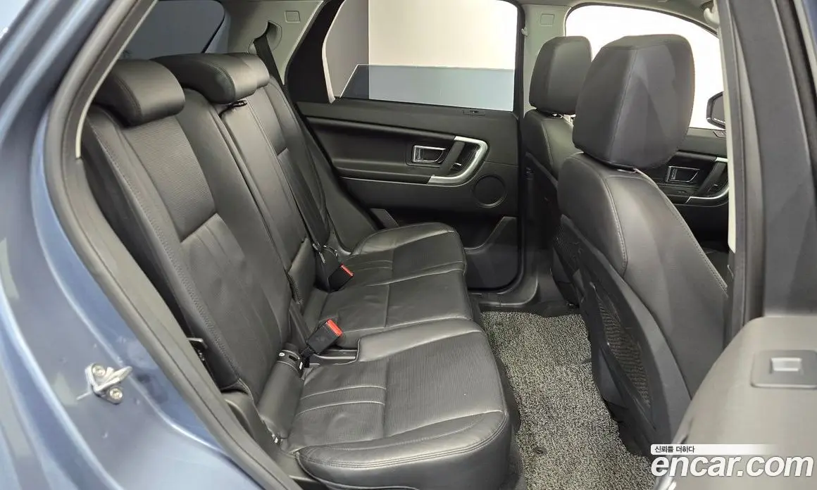 Land Rover Discovery Sport 2017 2.0 автомат (гидро), фото 11
