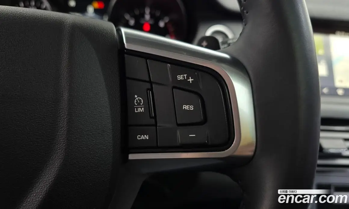 Land Rover Discovery Sport 2017 2.0 автомат (гидро), фото 16