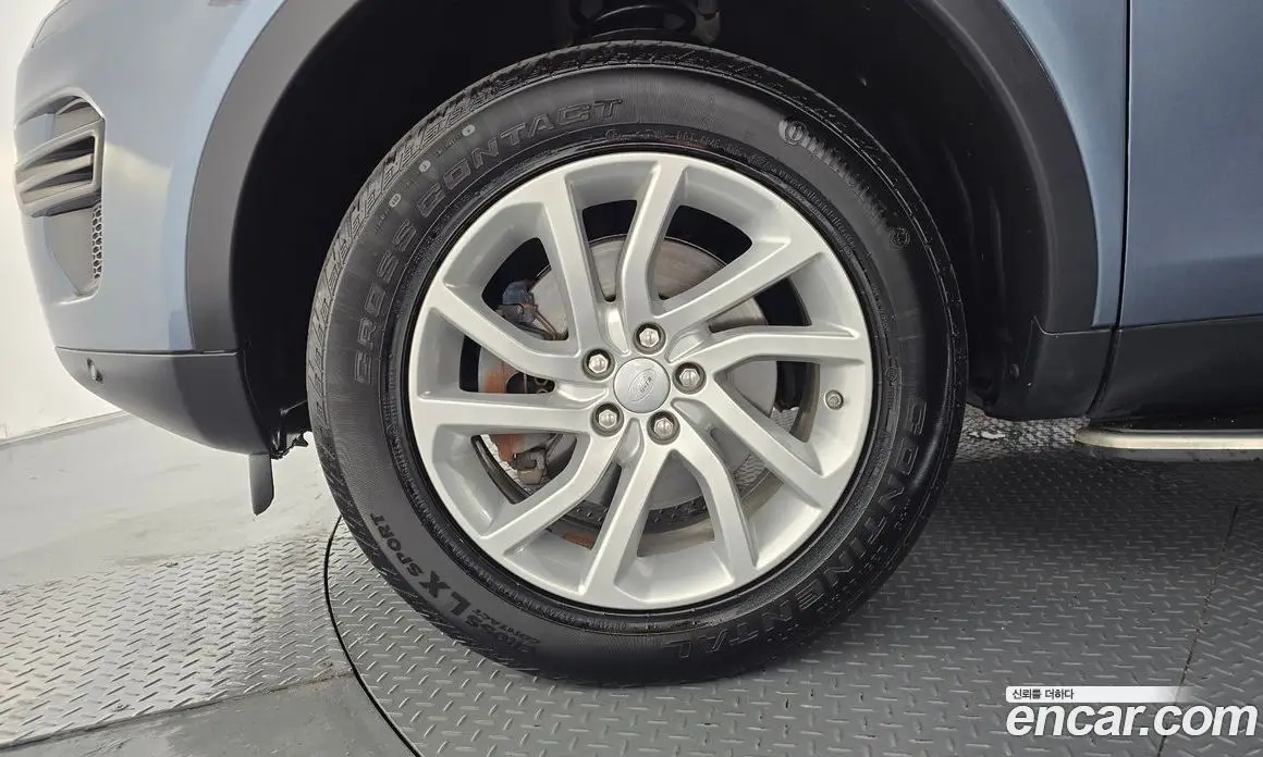 Land Rover Discovery Sport 2017 2.0 автомат (гидро), фото 5