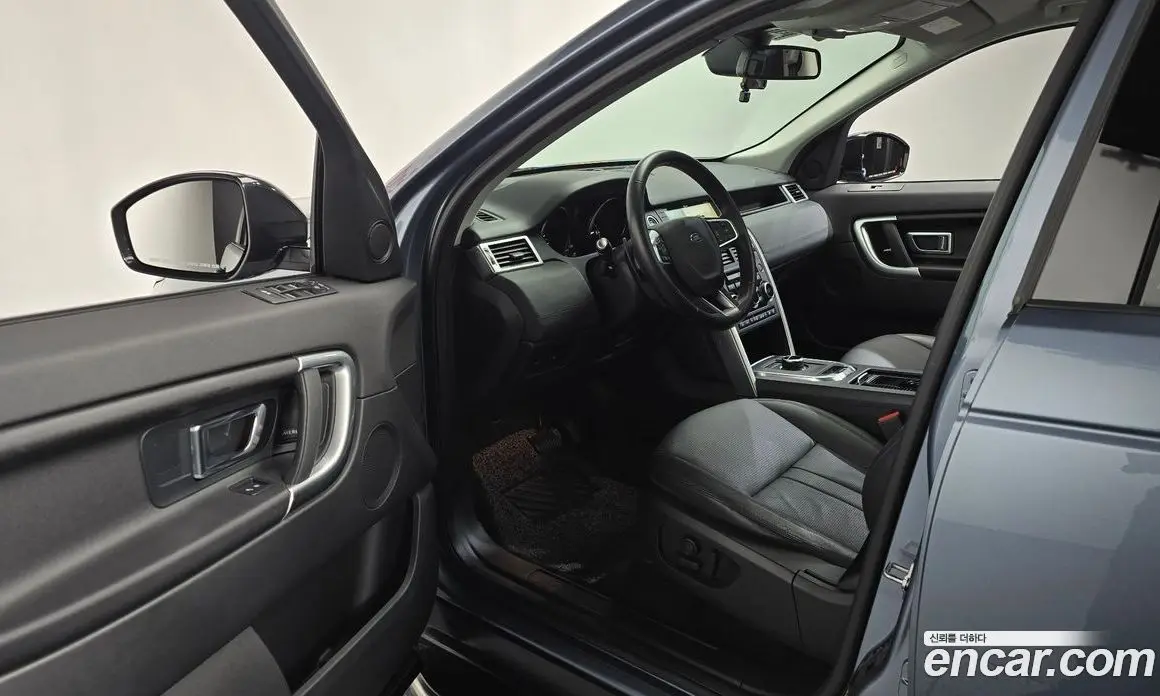 Land Rover Discovery Sport 2017 2.0 автомат (гидро), фото 10