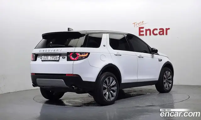 Land Rover Discovery Sport 2018 2.0 автомат (гидро), миниатюра 2