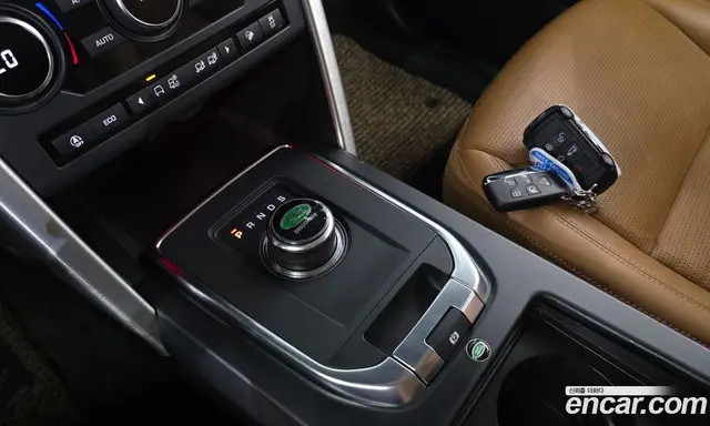 Land Rover Discovery Sport 2018 2.0 автомат (гидро), миниатюра 12