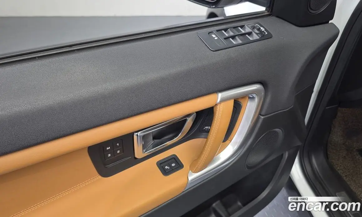 Land Rover Discovery Sport 2018 2.0 автомат (гидро), фото 27