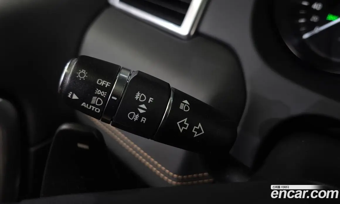 Land Rover Discovery Sport 2018 2.0 автомат (гидро), фото 28