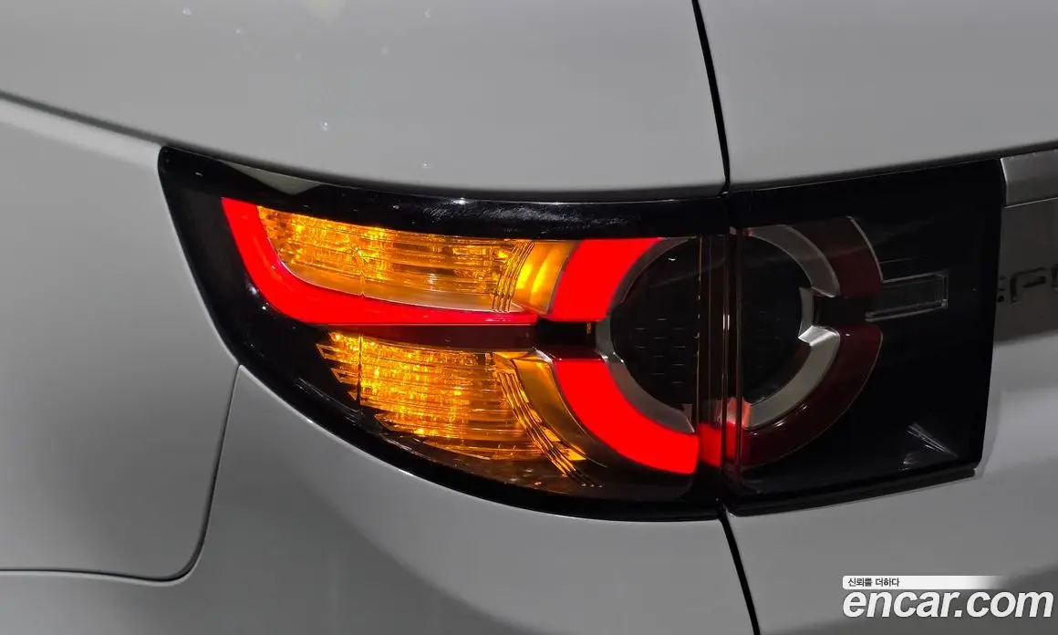 Land Rover Discovery Sport 2018 2.0 автомат (гидро), фото 9