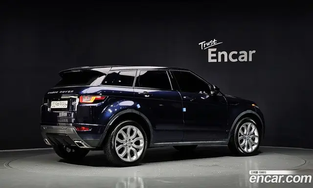 Land Rover Range Rover Evoque 2017 2.0 автомат (гидро), миниатюра 2