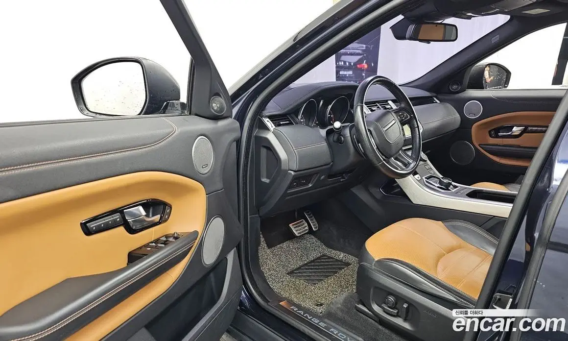 Land Rover Range Rover Evoque 2017 2.0 автомат (гидро), фото 13