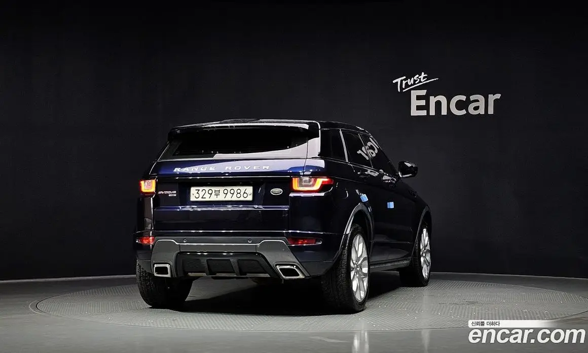 Land Rover Range Rover Evoque 2017 2.0 автомат (гидро), фото 4