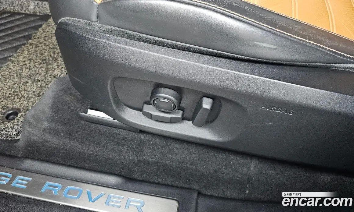 Land Rover Range Rover Evoque 2017 2.0 автомат (гидро), фото 31