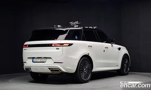 Land Rover Range Rover Sport 2023 3.0 автомат (гидро), миниатюра 2