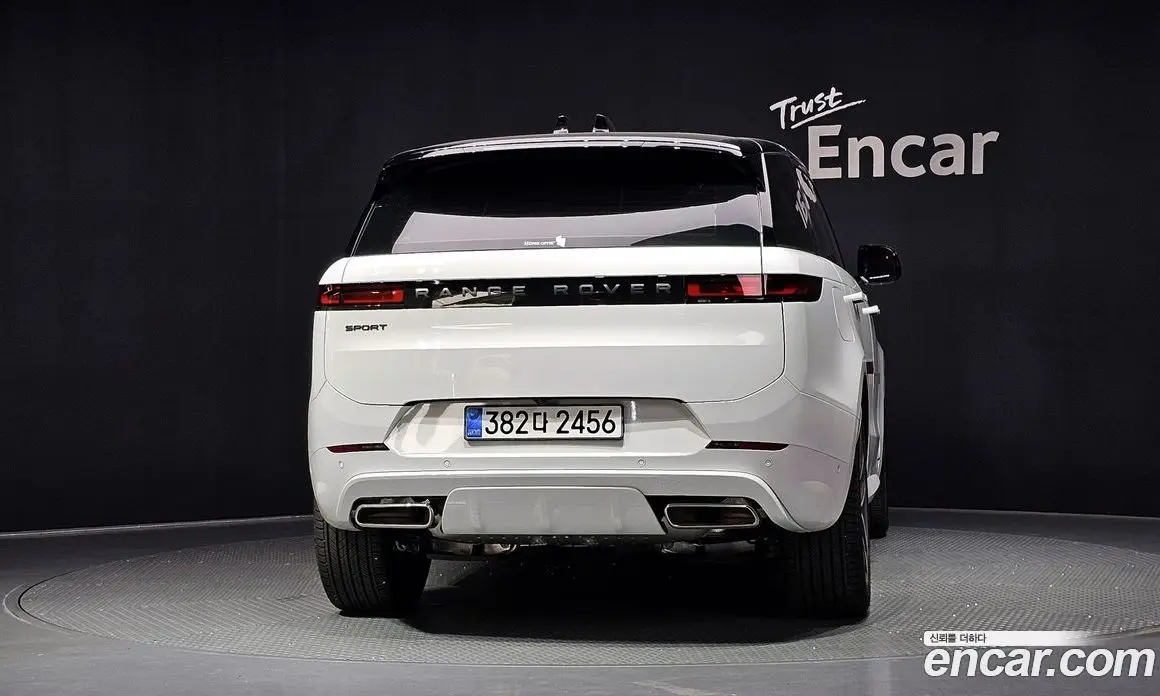 Land Rover Range Rover Sport 2025 3.0 автомат (гидро), фото 4