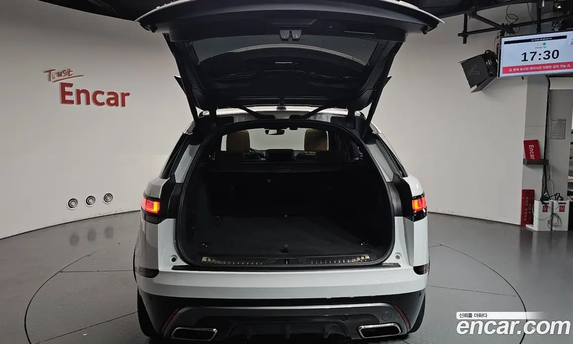 Land Rover Range Rover Velar 2022 3.0 автомат (гидро), фото 33