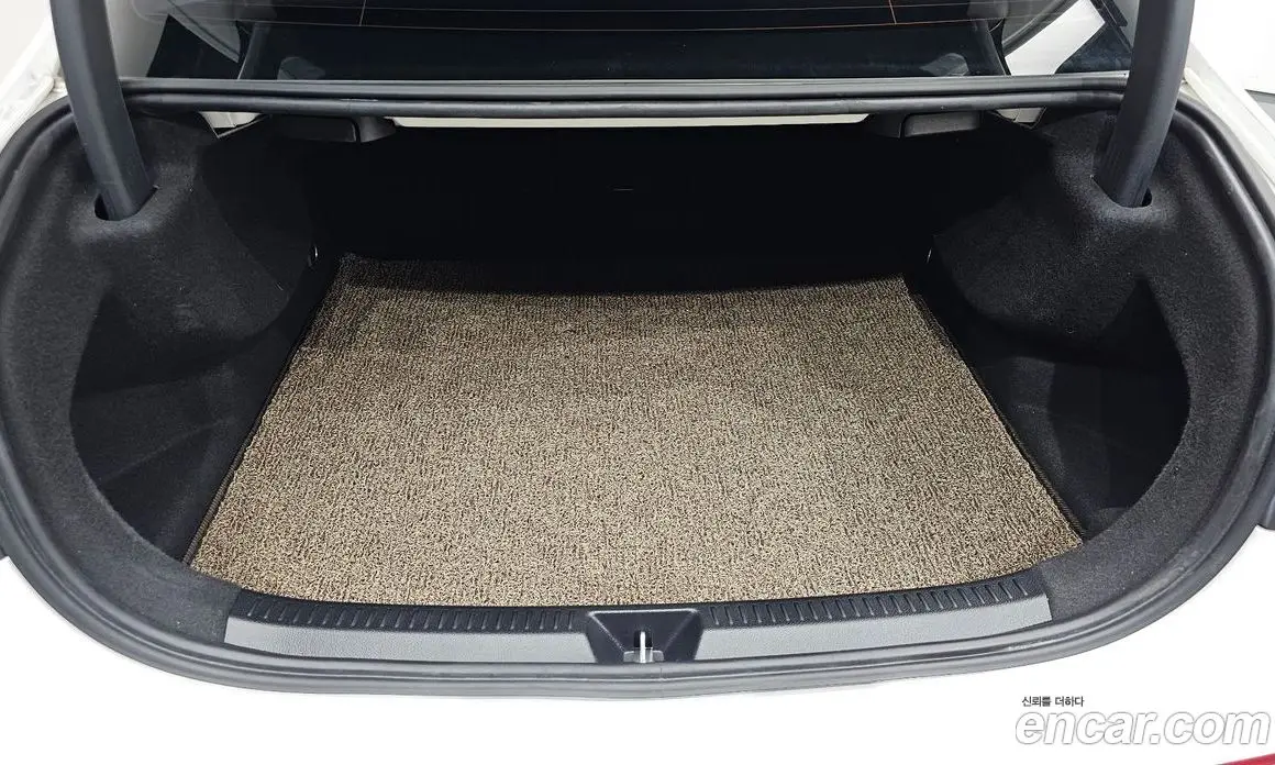 Mercedes-Benz A-Class 2020 2.0 гидро, фото 22