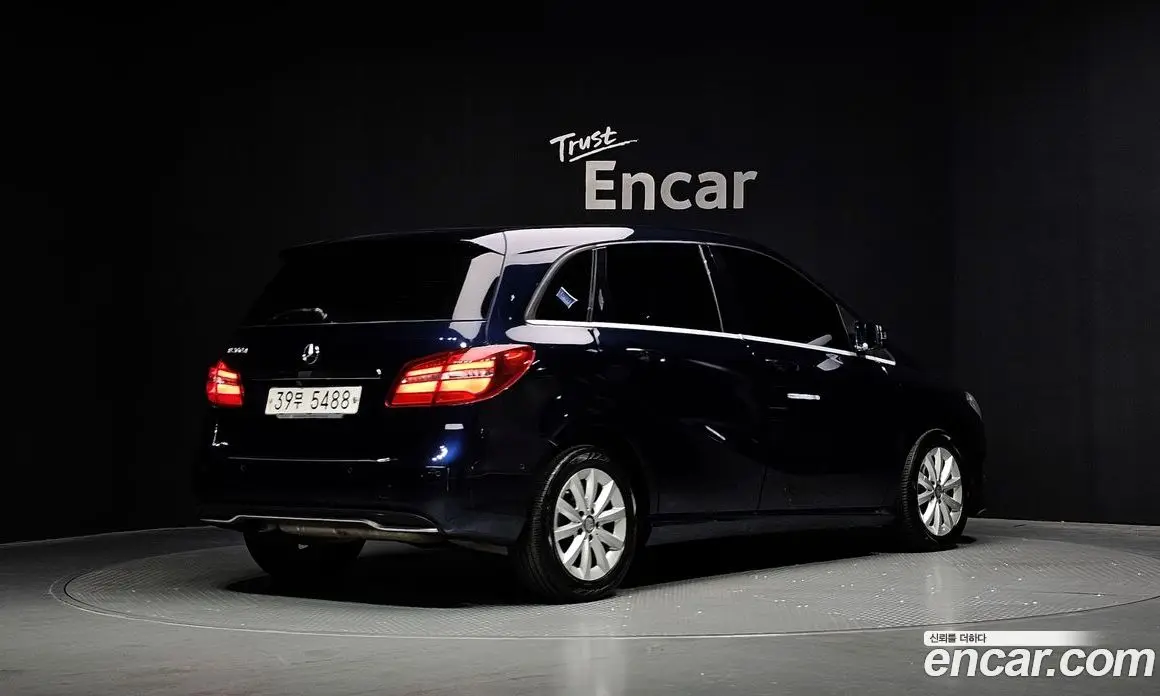 Mercedes-Benz B-Class 2017 2.1 гидро, фото 2 Mercedes-Benz B-Class 2017 2.1 гидро, фото 2