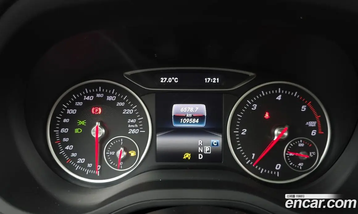 Mercedes-Benz B-Class 2017 2.1 гидро, фото 8 Mercedes-Benz B-Class 2017 2.1 гидро, фото 8