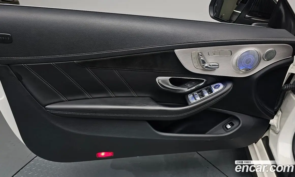 Mercedes-Benz C-Class 2017 4.0 гидро, фото 14 Mercedes-Benz C-Class 2017 4.0 гидро, фото 14