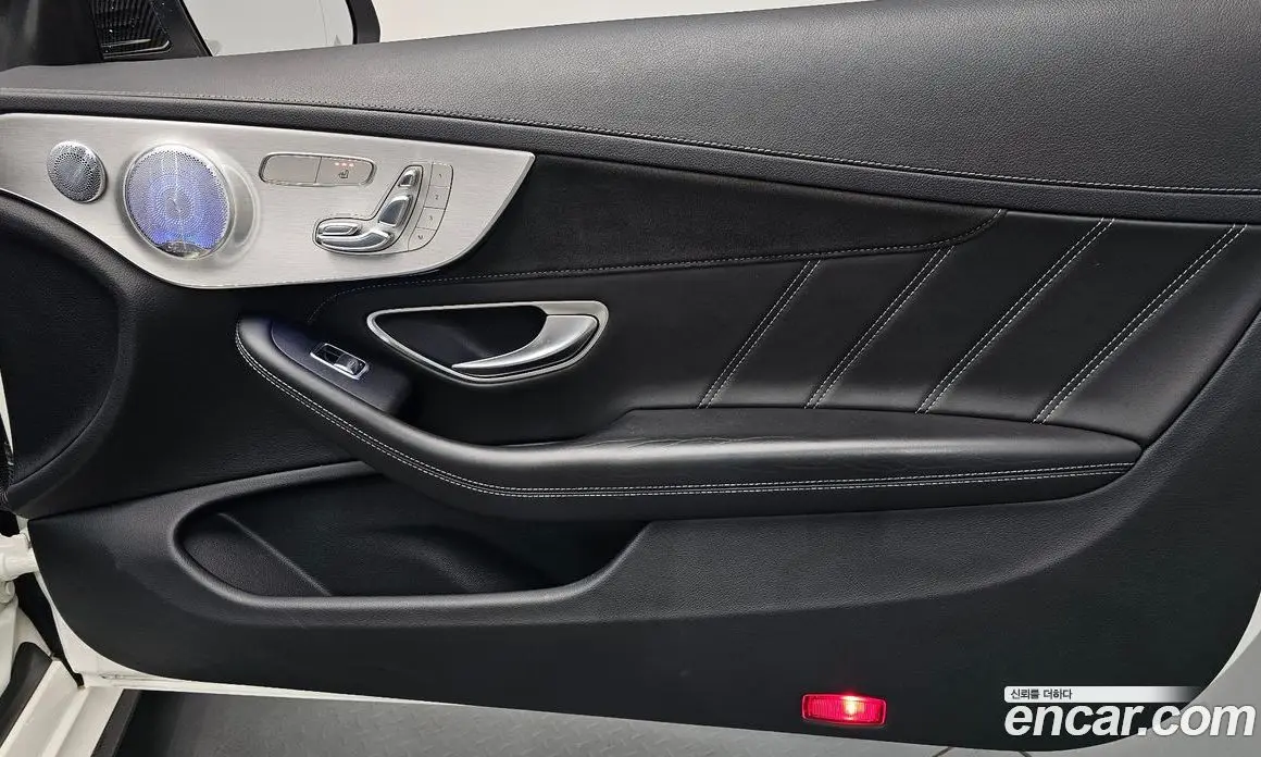 Mercedes-Benz C-Class 2017 4.0 гидро, фото 15 Mercedes-Benz C-Class 2017 4.0 гидро, фото 15