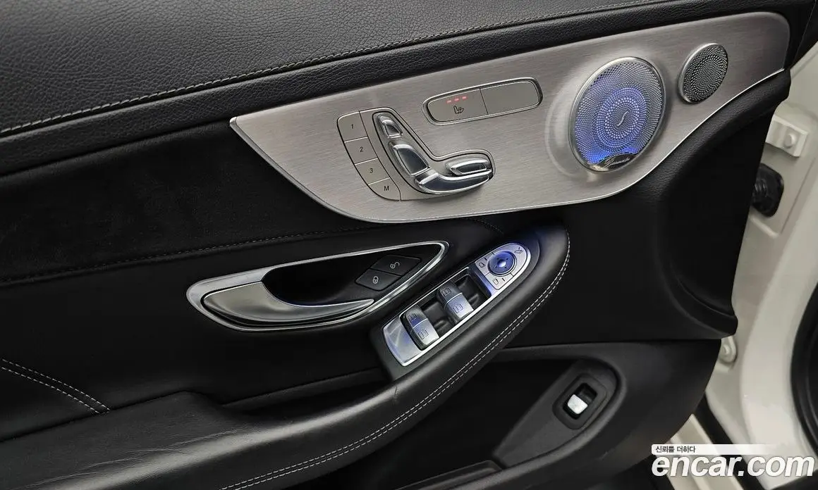 Mercedes-Benz C-Class 2017 4.0 гидро, фото 22 Mercedes-Benz C-Class 2017 4.0 гидро, фото 22