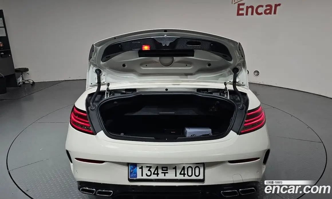 Mercedes-Benz C-Class 2017 4.0 гидро, фото 26 Mercedes-Benz C-Class 2017 4.0 гидро, фото 26