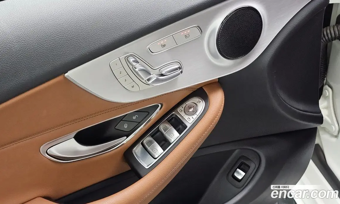 Mercedes-Benz C-Class 2017 2.0 гидро, фото 23 Mercedes-Benz C-Class 2017 2.0 гидро, фото 23