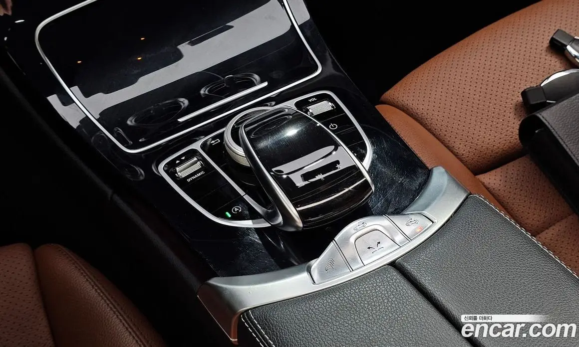 Mercedes-Benz C-Class 2017 2.0 гидро, фото 24 Mercedes-Benz C-Class 2017 2.0 гидро, фото 24