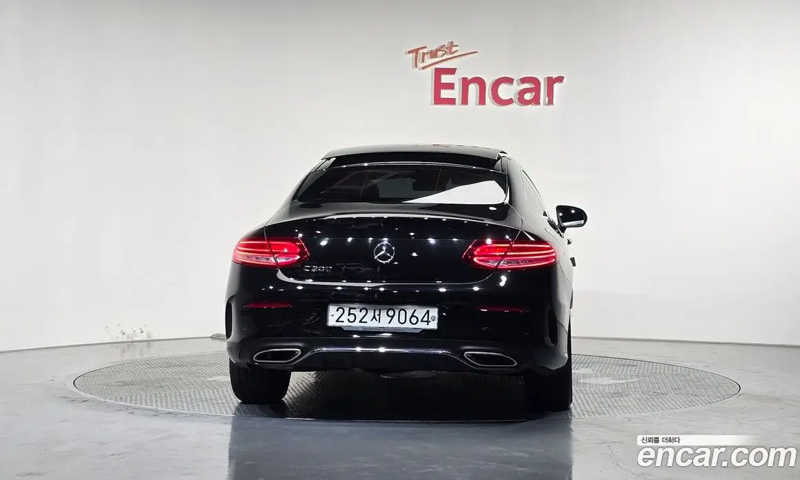 Mercedes-Benz C-Class 2020 2.0 гидро, фото 4