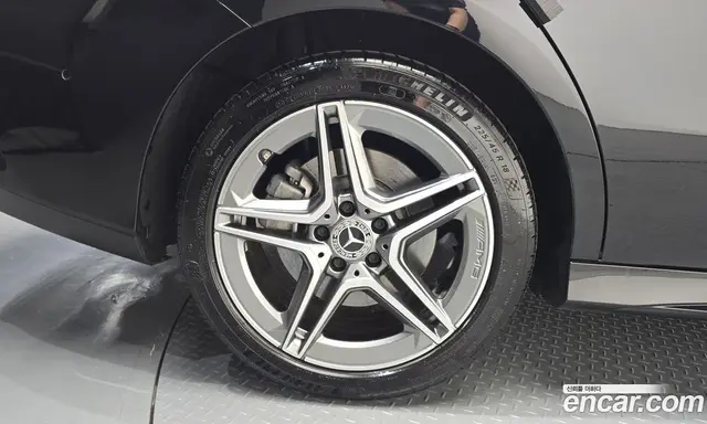 Mercedes-Benz CLA-Class 2024 2.0 гидро, миниатюра 5 Mercedes-Benz CLA-Class 2024 2.0 гидро, миниатюра 5
