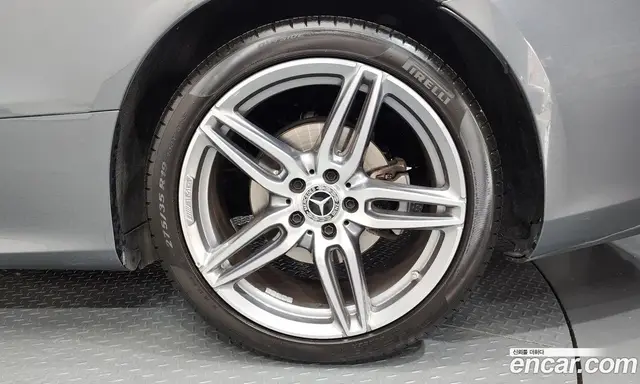 Mercedes-Benz E-Class 2020 1.9 гидро, миниатюра 7