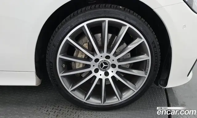 Mercedes-Benz E-Class 2021 3.0 гидро, миниатюра 5 Mercedes-Benz E-Class 2021 3.0 гидро, миниатюра 5