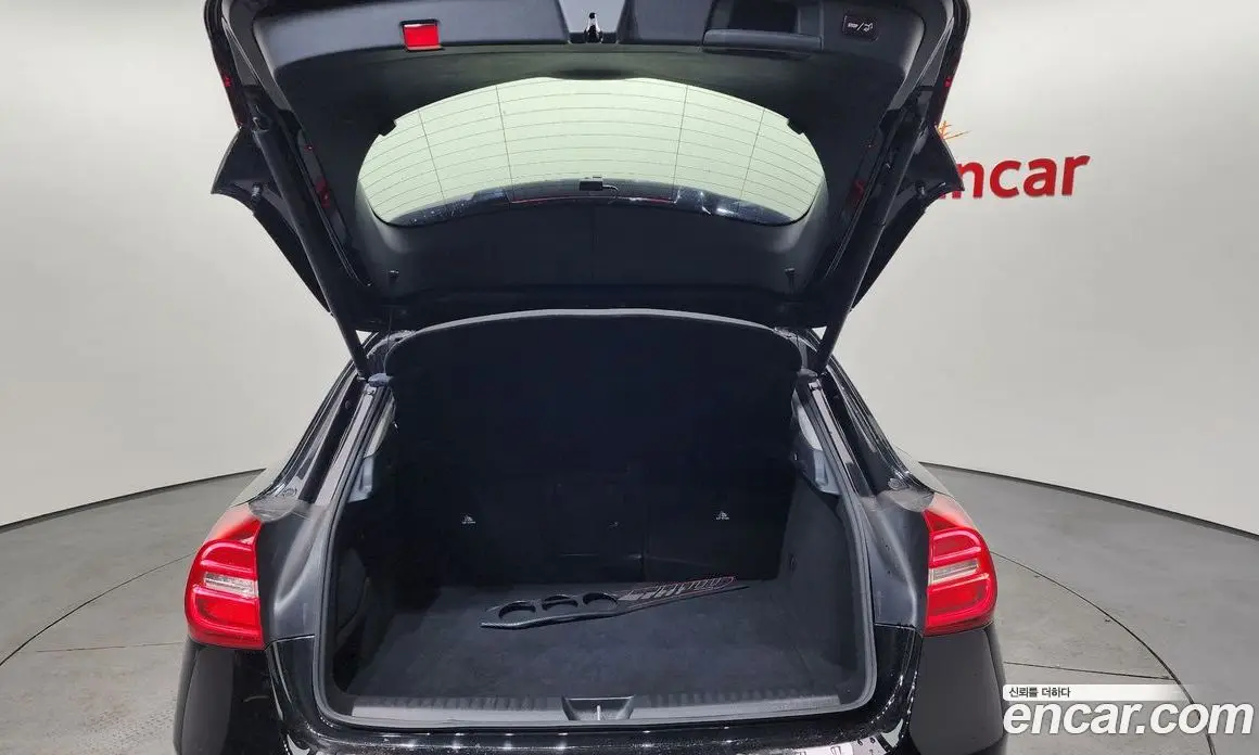 Mercedes-Benz GLA-Class 2016 2.1 гидро, фото 20 Mercedes-Benz GLA-Class 2016 2.1 гидро, фото 20