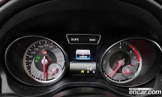 Mercedes-Benz GLA-Class 2016 2.1 гидро, миниатюра 8 Mercedes-Benz GLA-Class 2016 2.1 гидро, миниатюра 8