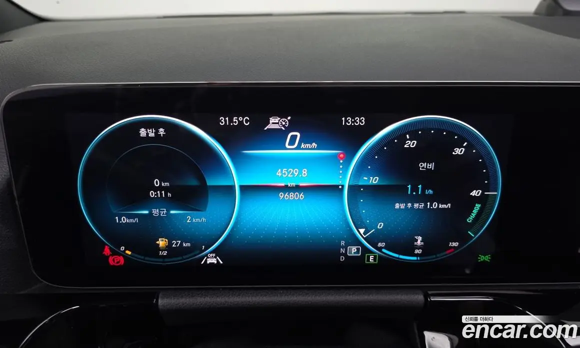 Mercedes-Benz GLA-Class 2021 2.0 гидро, фото 11 Mercedes-Benz GLA-Class 2021 2.0 гидро, фото 11