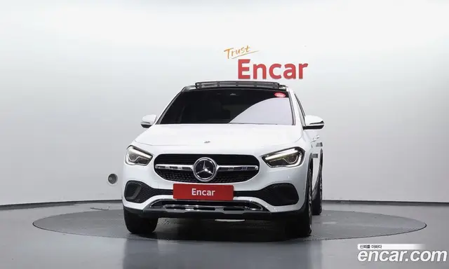 Mercedes-Benz GLA-Class 2021 2.0 гидро, миниатюра 3 Mercedes-Benz GLA-Class 2021 2.0 гидро, миниатюра 3