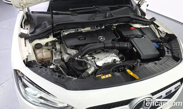 Mercedes-Benz GLA-Class 2021 2.0 гидро, миниатюра 6 Mercedes-Benz GLA-Class 2021 2.0 гидро, миниатюра 6