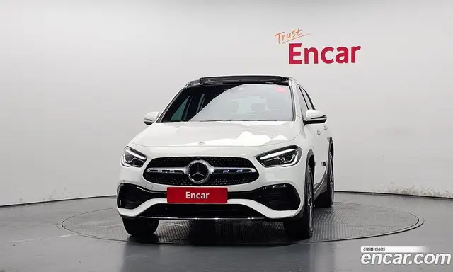 Mercedes-Benz GLA-Class 2023 2.0 гидро, миниатюра 3 Mercedes-Benz GLA-Class 2023 2.0 гидро, миниатюра 3