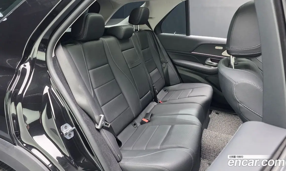 Mercedes-Benz GLE-Class 2024 2.0 гидро, фото 17 Mercedes-Benz GLE-Class 2024 2.0 гидро, фото 17