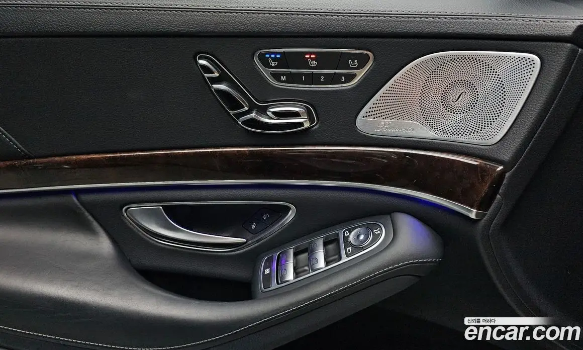 Mercedes-Benz S-Class 2017 4.0 гидро, фото 19 Mercedes-Benz S-Class 2017 4.0 гидро, фото 19