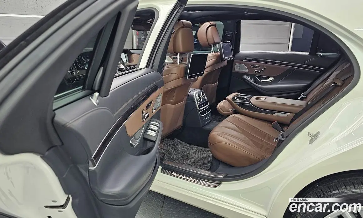 Mercedes-Benz S-Class 2017 3.0 гидро, фото 17 Mercedes-Benz S-Class 2017 3.0 гидро, фото 17