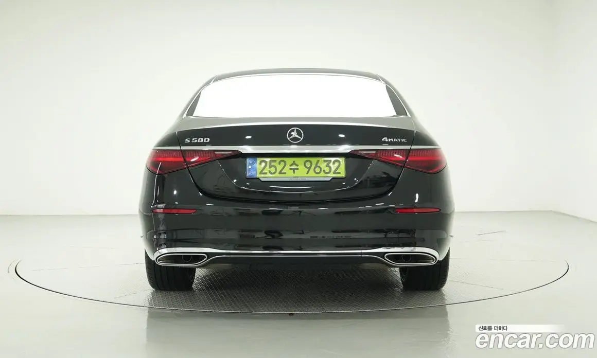 Mercedes-Benz S-Class 2024 4.0 гидро, фото 4