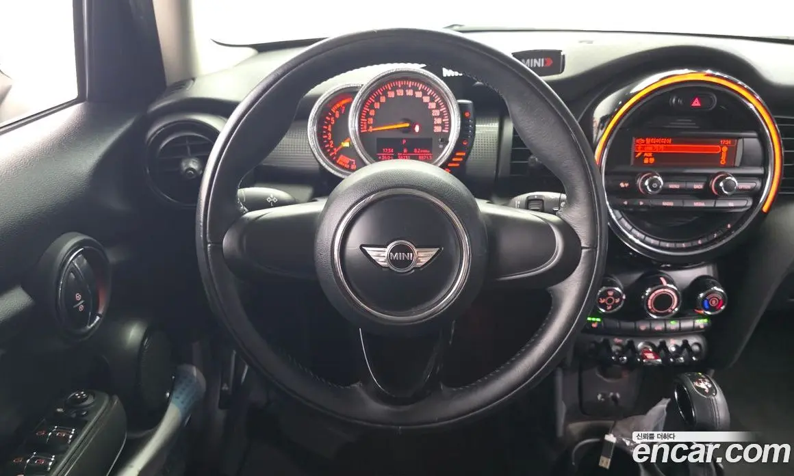 Mini Cooper 2017 1.5 автомат (гидро), фото 13