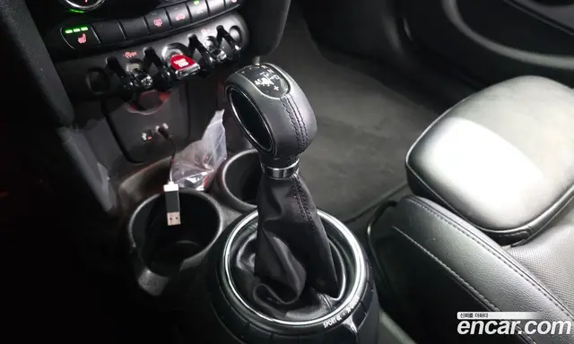 Mini Cooper 2017 1.5 автомат (гидро), миниатюра 9