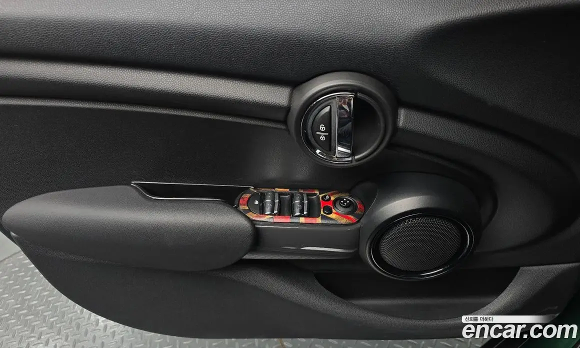 Mini Cooper 2018 1.5 автомат (гидро), фото 13