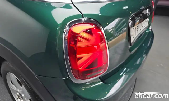 Mini Cooper 2018 1.5 автомат (гидро), миниатюра 8