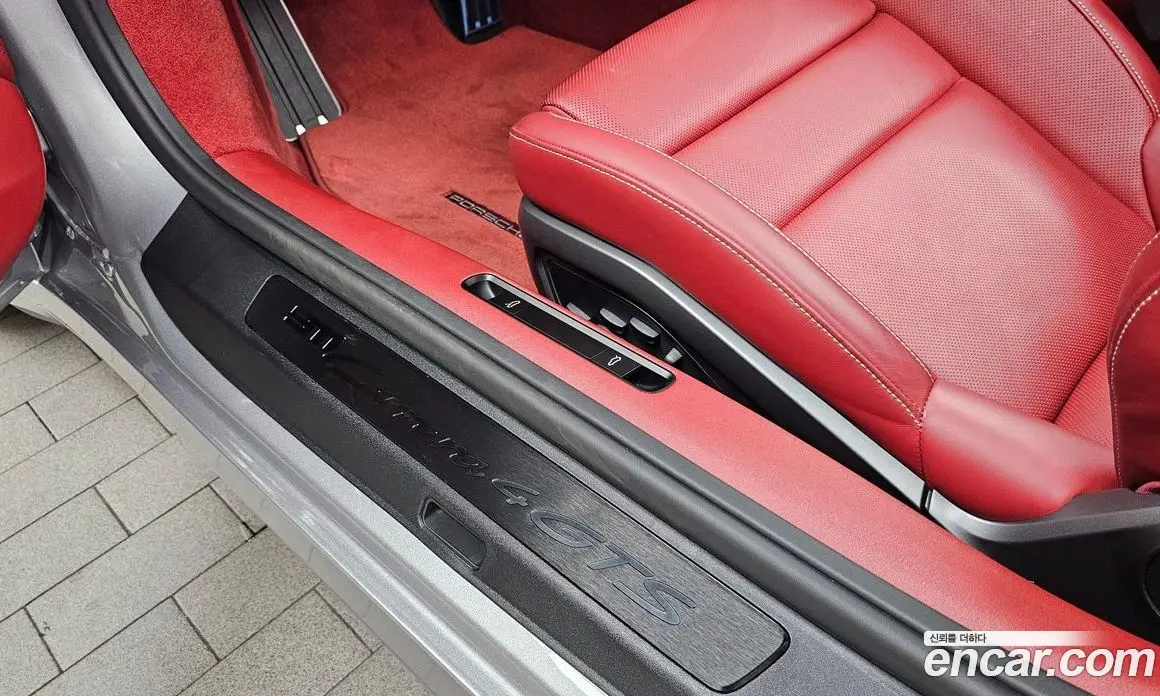 Porsche 911 2023 3.0 автомат (гидро), фото 22