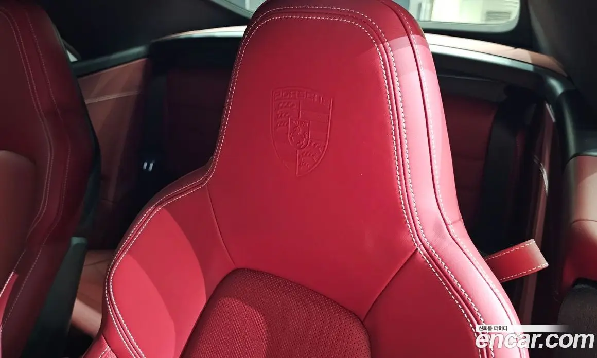 Porsche 911 2023 3.0 автомат (гидро), фото 29