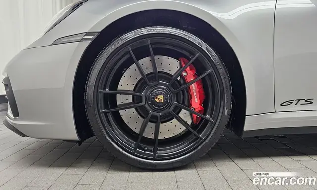 Porsche 911 2023 3.0 автомат (гидро), миниатюра 5