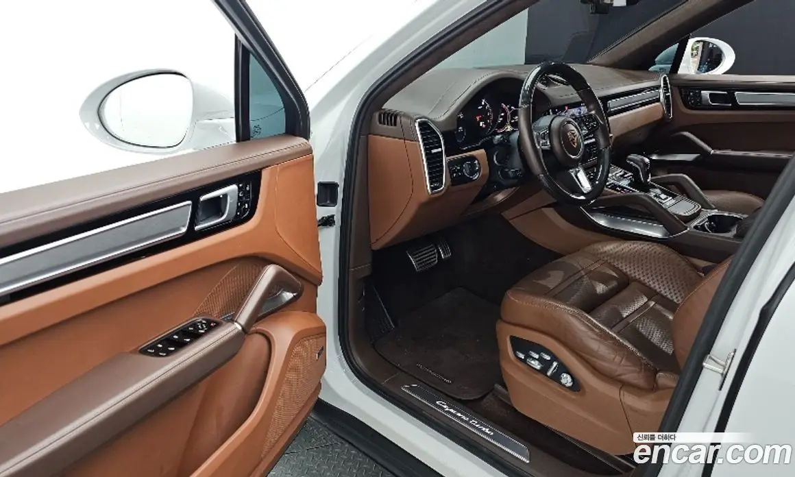 Porsche Cayenne 2020 4.0 автомат (гидро), фото 6