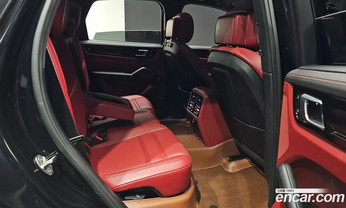 Porsche Cayenne 2022 3.0 автомат (гидро), фото 16